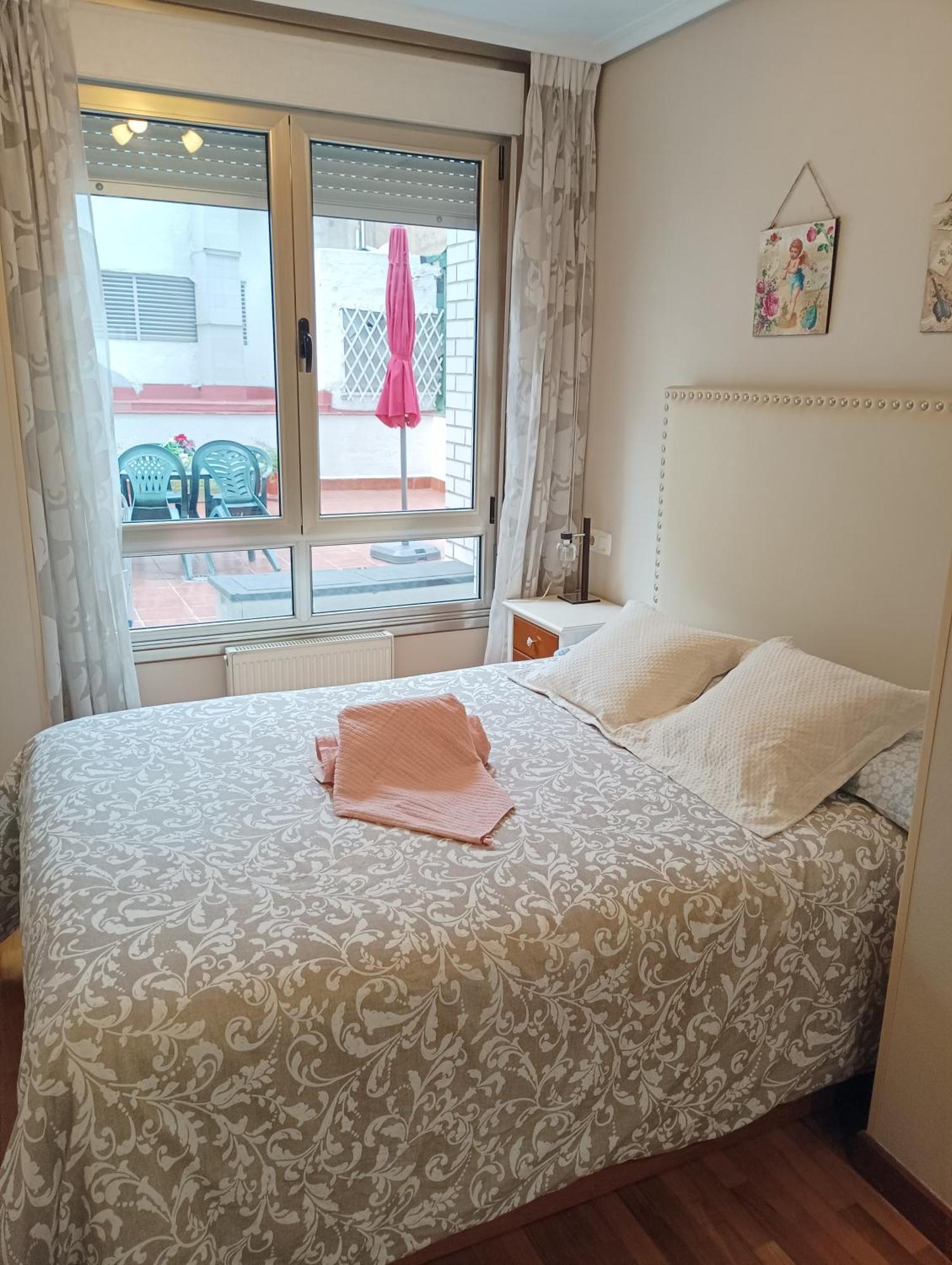 Centro-Gascona Con Terraza, Garaje Y Wifi Gratuito Apartman Oviedo Kültér fotó